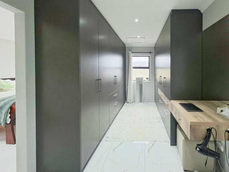 3 Bedroom Property for Sale in Hartenbos Heuwels Western Cape